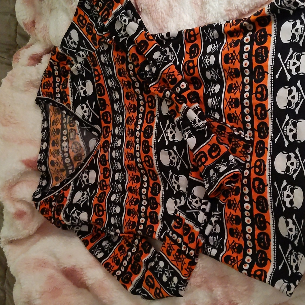 Skeleton skull pumpkin print shirt